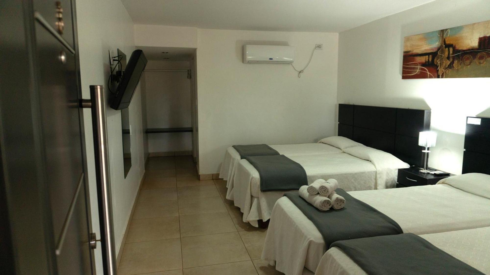Hotel Oaky Posadas Phòng bức ảnh