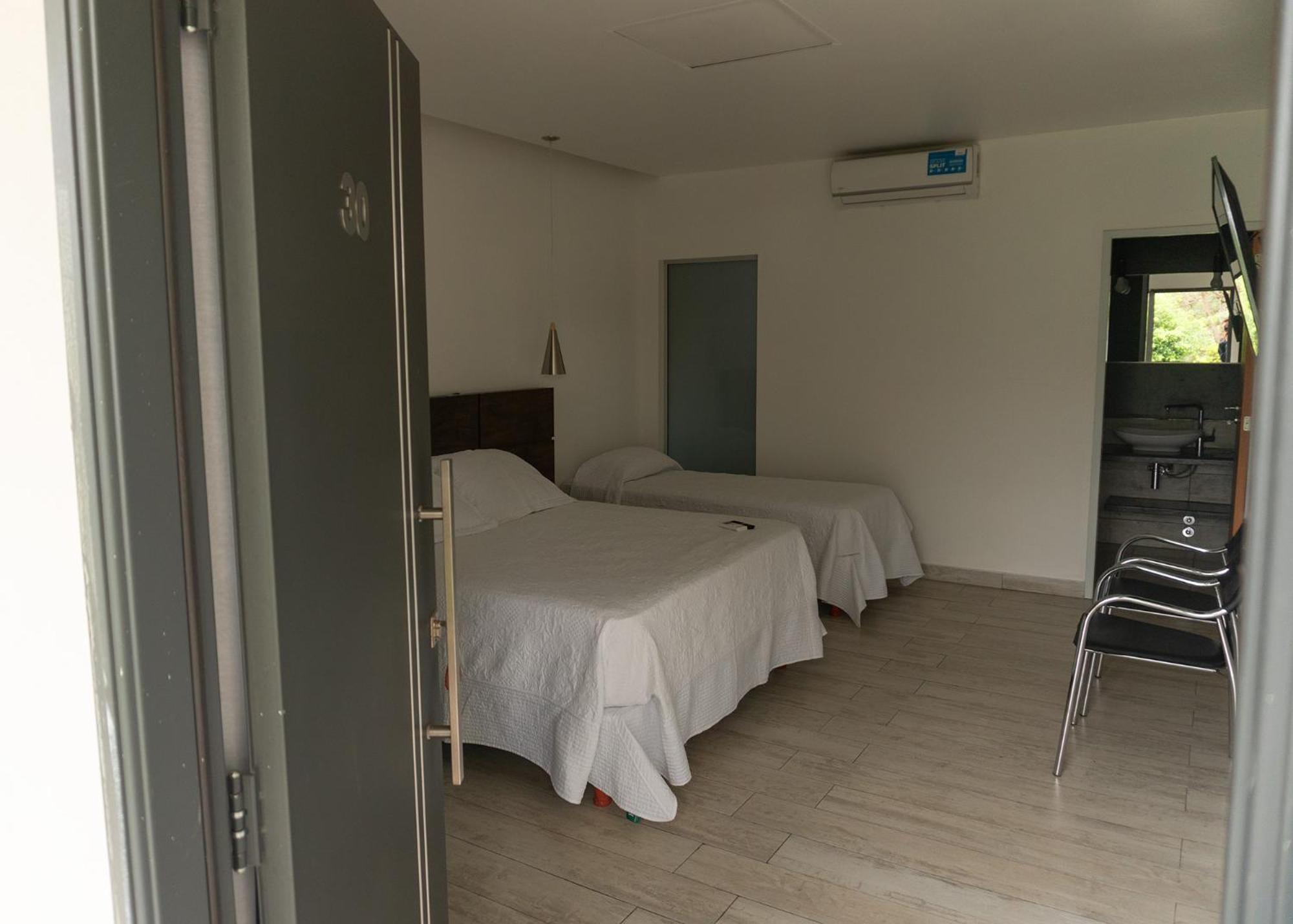 Hotel Oaky Posadas Ngoại thất bức ảnh